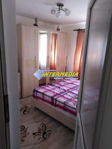 apartament-2-camere-decomandat-de-vanzare-2